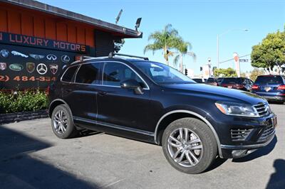 2016 Volkswagen Touareg VR6 Lux   - Photo 14 - Norwalk, CA 90650-2241