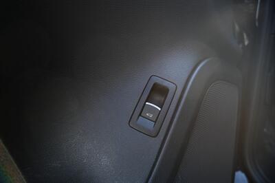 2016 Volkswagen Touareg VR6 Lux   - Photo 21 - Norwalk, CA 90650-2241