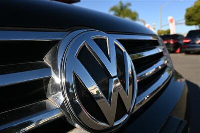 2016 Volkswagen Touareg VR6 Lux   - Photo 69 - Norwalk, CA 90650-2241