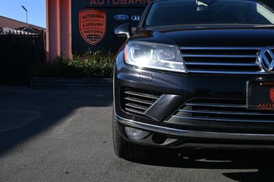 2016 Volkswagen Touareg VR6 Lux   - Photo 3 - Norwalk, CA 90650-2241
