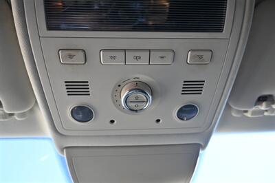 2016 Volkswagen Touareg VR6 Lux   - Photo 42 - Norwalk, CA 90650-2241