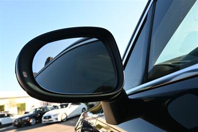 2016 Volkswagen Touareg VR6 Lux   - Photo 16 - Norwalk, CA 90650-2241