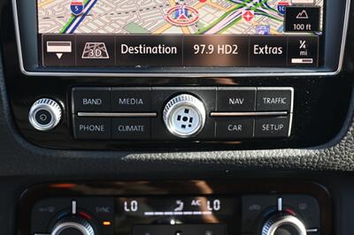 2016 Volkswagen Touareg VR6 Lux   - Photo 38 - Norwalk, CA 90650-2241