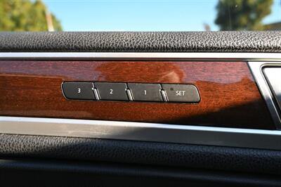 2016 Volkswagen Touareg VR6 Lux   - Photo 19 - Norwalk, CA 90650-2241