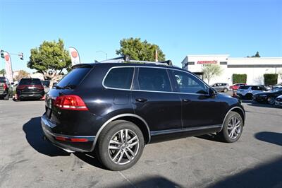 2016 Volkswagen Touareg VR6 Lux   - Photo 12 - Norwalk, CA 90650-2241