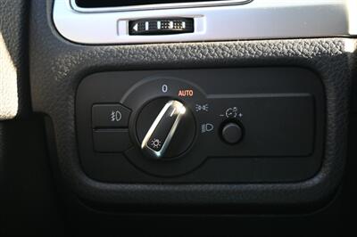 2016 Volkswagen Touareg VR6 Lux   - Photo 33 - Norwalk, CA 90650-2241