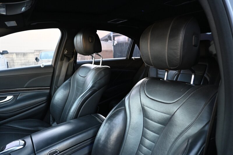 2016 Mercedes Benz S 550 photo 16