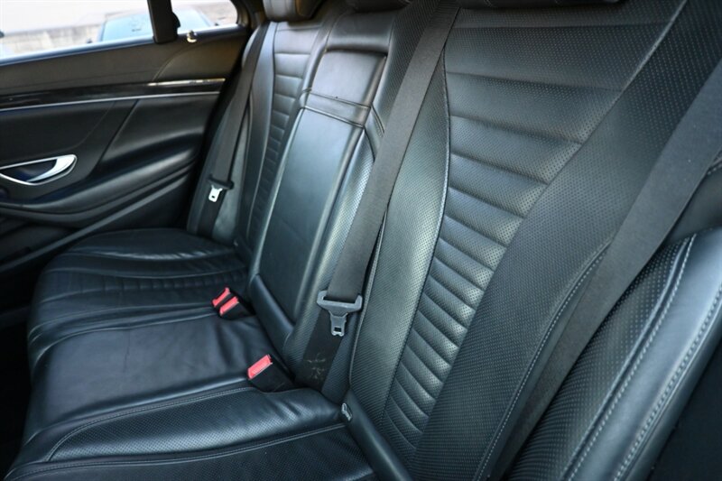 2016 Mercedes Benz S 550 photo 37