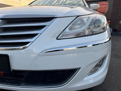 2013 Hyundai Genesis 3.8L - Photo 5 - Norwalk, CA 90650-2241