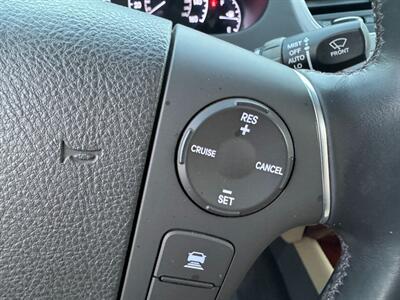 2013 Hyundai Genesis 3.8L - Photo 19 - Norwalk, CA 90650-2241