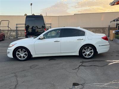 2013 Hyundai Genesis 3.8L - Photo 8 - Norwalk, CA 90650-2241