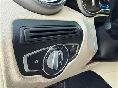2022 Mercedes-Benz GLC GLC 300 4MATIC - Photo 24 - Norwalk, CA 90650-2241