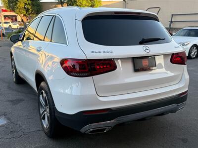2022 Mercedes-Benz GLC GLC 300 4MATIC - Photo 10 - Norwalk, CA 90650-2241