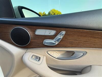 2022 Mercedes-Benz GLC GLC 300 4MATIC - Photo 38 - Norwalk, CA 90650-2241
