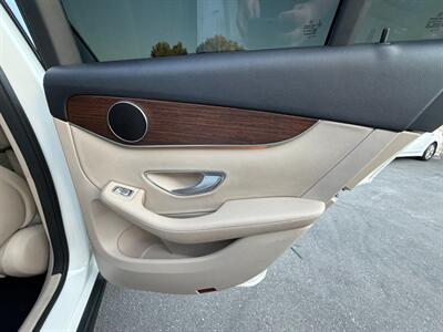 2022 Mercedes-Benz GLC GLC 300 4MATIC - Photo 34 - Norwalk, CA 90650-2241