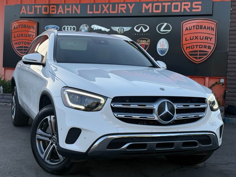 2022 Mercedes-Benz GLC GLC 300 4MATIC   - Photo 1 - Norwalk, CA 90650-2241