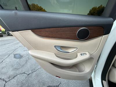 2022 Mercedes-Benz GLC GLC 300 4MATIC - Photo 25 - Norwalk, CA 90650-2241