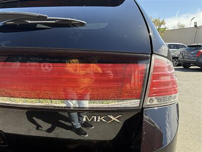 2010 Lincoln MKX   - Photo 12 - Norwalk, CA 90650-2241