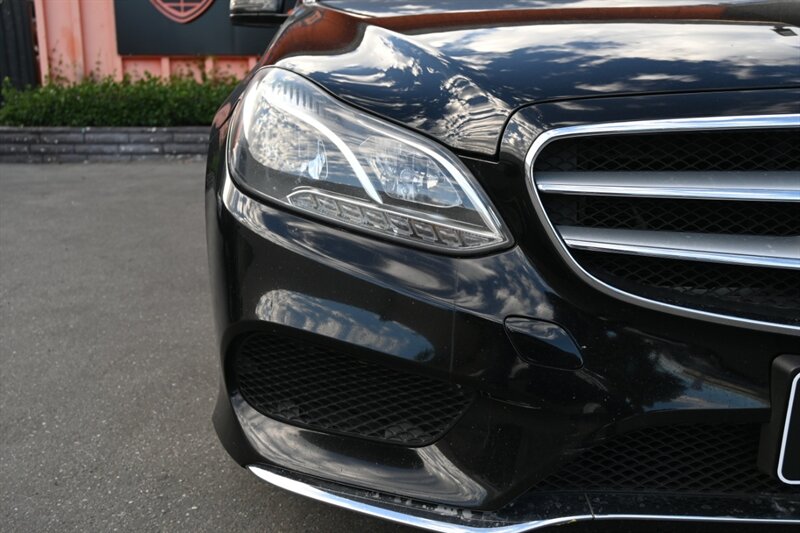 2014 Mercedes Benz E 350 Sport photo 3