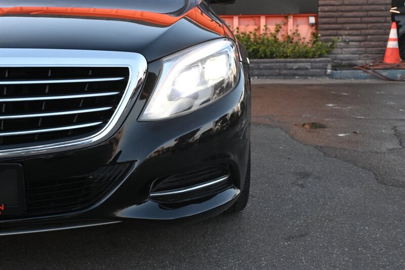 2017 Mercedes Benz S 550 photo 4