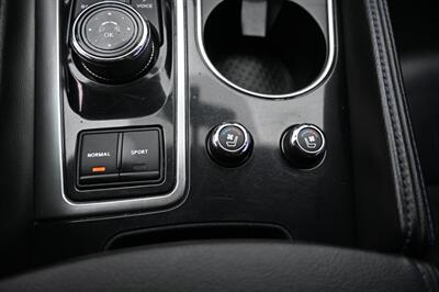 2017 Nissan Maxima 3.5 SR   - Photo 41 - Norwalk, CA 90650-2241