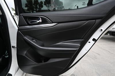 2017 Nissan Maxima 3.5 SR   - Photo 51 - Norwalk, CA 90650-2241