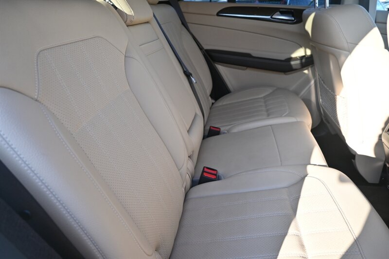 2018 Mercedes Benz GLE 350 4MATIC photo 45