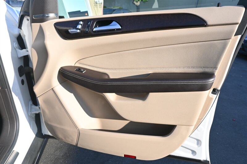 2018 Mercedes Benz GLE 350 4MATIC photo 47