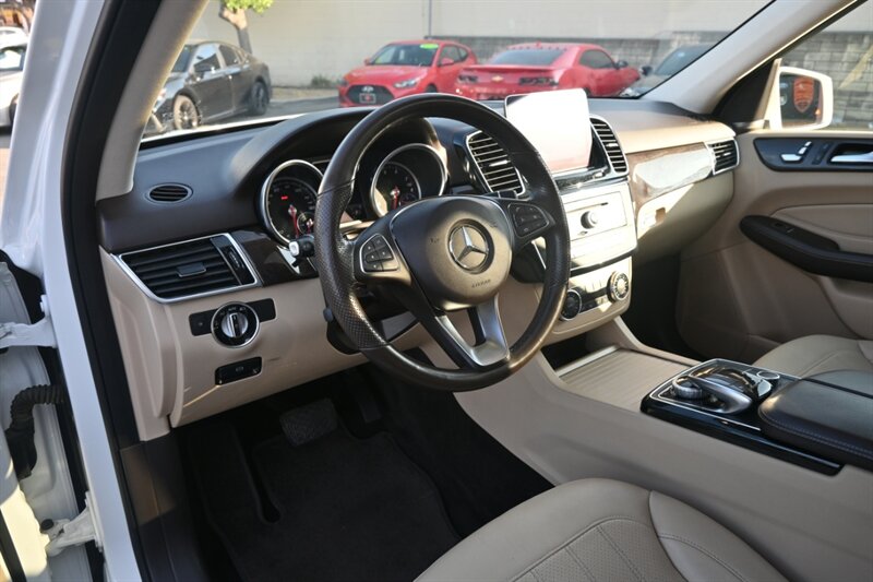 2018 Mercedes Benz GLE 350 4MATIC photo 18