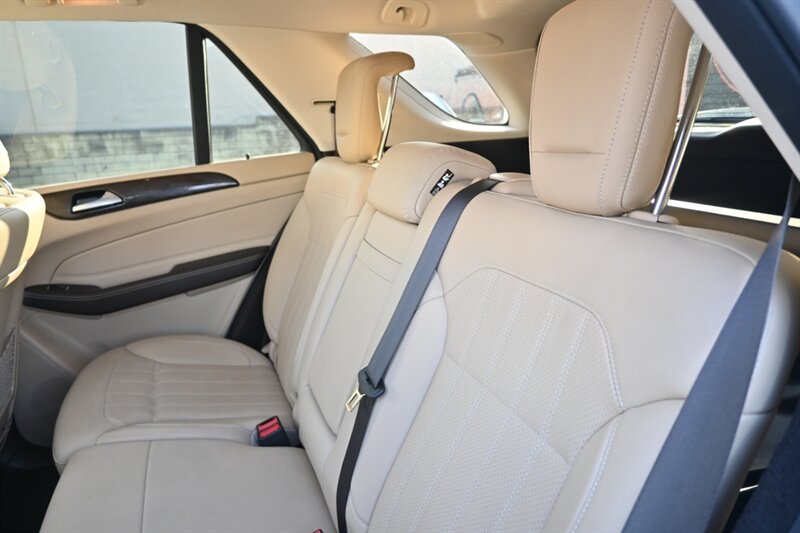 2018 Mercedes Benz GLE 350 4MATIC photo 35