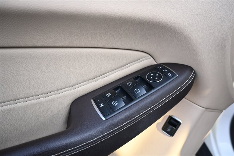2018 Mercedes Benz GLE 350 4MATIC photo 13