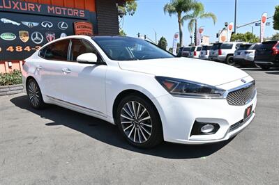 2017 Kia Cadenza Premium   - Photo 14 - Norwalk, CA 90650-2241
