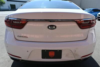 2017 Kia Cadenza Premium   - Photo 10 - Norwalk, CA 90650-2241