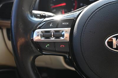 2017 Kia Cadenza Premium   - Photo 28 - Norwalk, CA 90650-2241