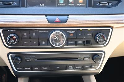 2017 Kia Cadenza Premium   - Photo 35 - Norwalk, CA 90650-2241