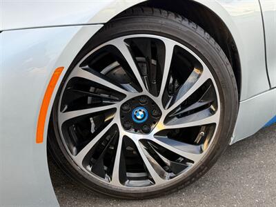 2015 BMW i8 - Photo 6 - Norwalk, CA 90650-2241