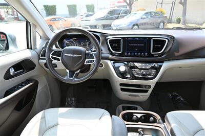 2018 Chrysler Pacifica Touring L   - Photo 48 - Norwalk, CA 90650-2241