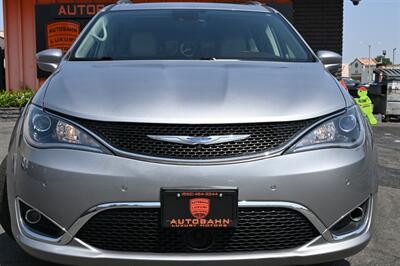 2018 Chrysler Pacifica Touring L   - Photo 3 - Norwalk, CA 90650-2241