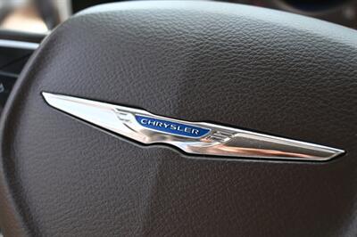 2018 Chrysler Pacifica Touring L   - Photo 42 - Norwalk, CA 90650-2241