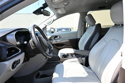 2018 Chrysler Pacifica Touring L   - Photo 34 - Norwalk, CA 90650-2241