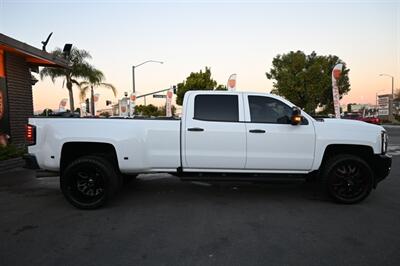 2017 Chevrolet Silverado 3500HD LTZ   - Photo 10 - Norwalk, CA 90650-2241