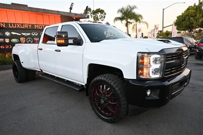 2017 Chevrolet Silverado 3500HD LTZ   - Photo 11 - Norwalk, CA 90650-2241