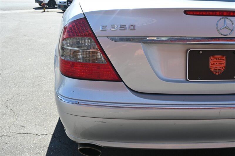 2008 Mercedes Benz E 350 photo 9