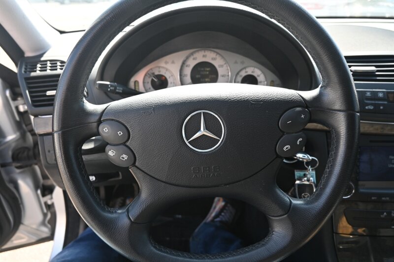 2008 Mercedes Benz E 350 photo 24