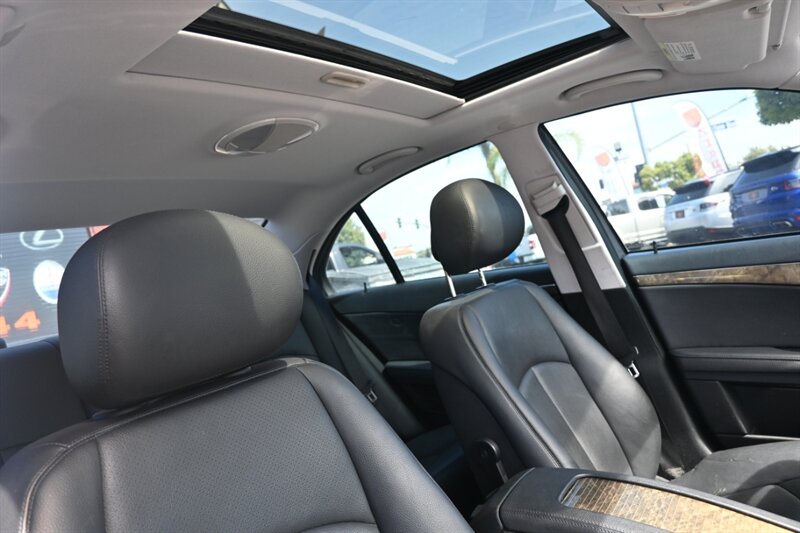 2008 Mercedes Benz E 350 photo 55