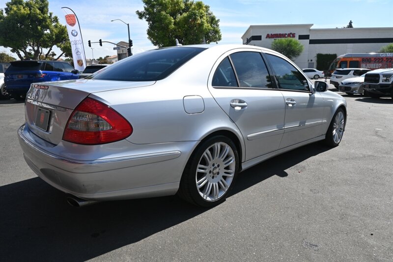 2008 Mercedes Benz E 350 photo 12