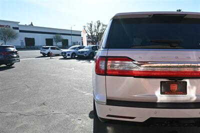 2018 Lincoln Navigator L Reserve   - Photo 9 - Norwalk, CA 90650-2241