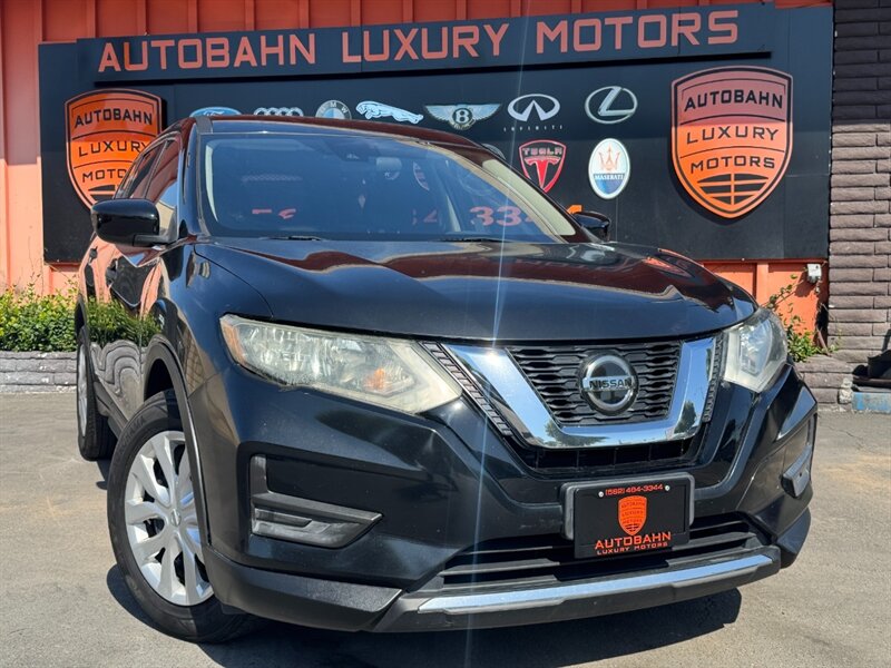 2020 Nissan Rogue S  