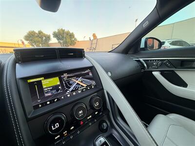 2022 Jaguar F-TYPE P450   - Photo 33 - Norwalk, CA 90650-2241