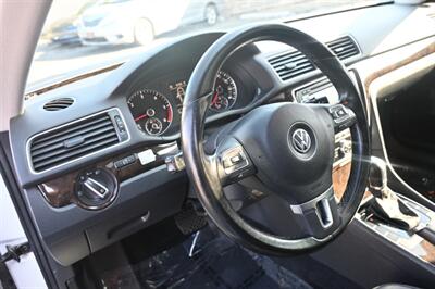 2014 Volkswagen Passat 2.0L TDI SEL Premium   - Photo 25 - Norwalk, CA 90650-2241